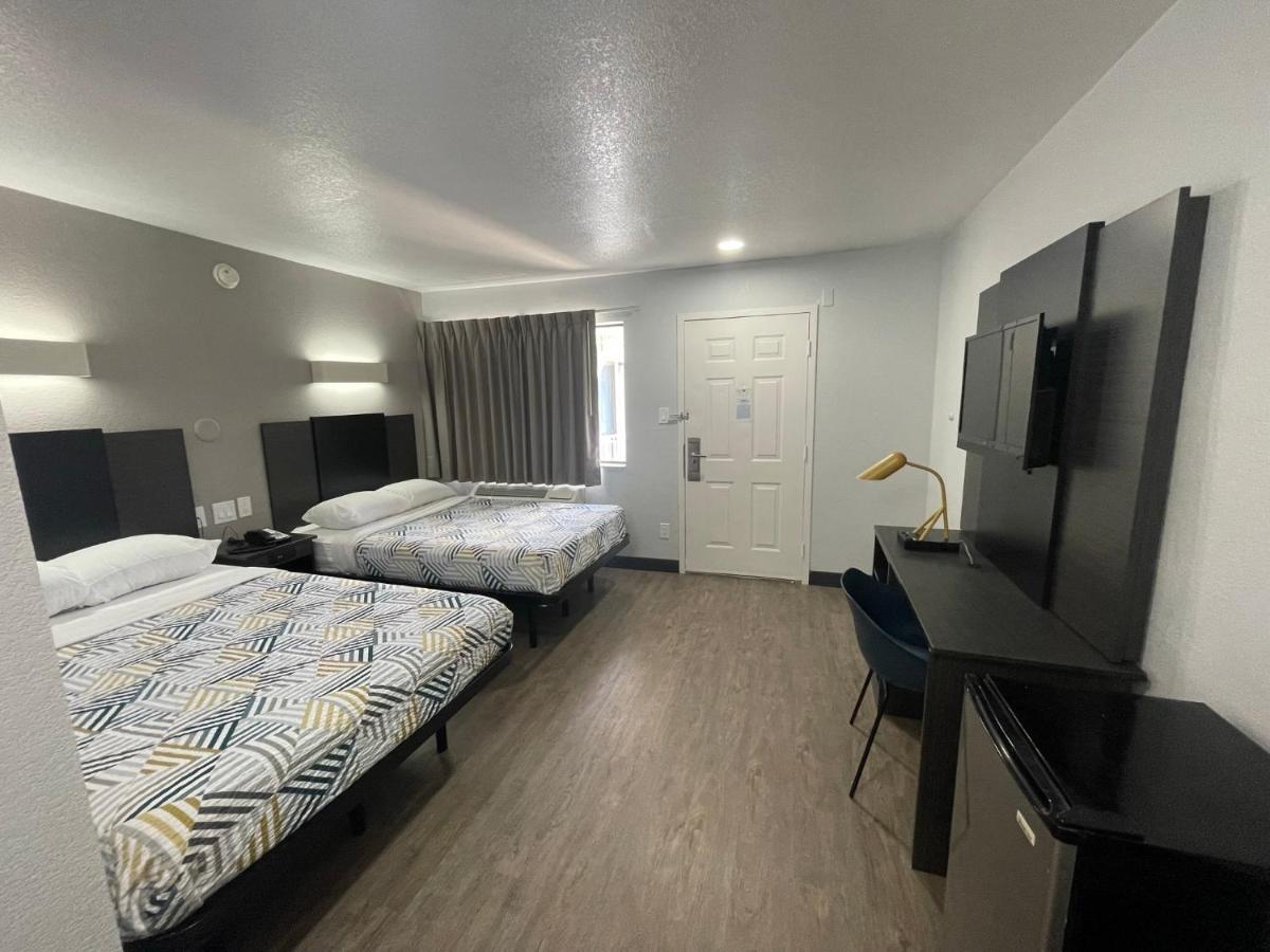 Motel 6 Denton, Tx - Unt Exterior foto